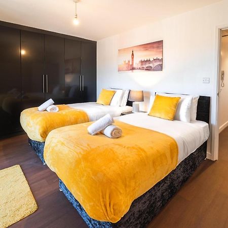 Perfect For Business And Leisure- Free Parking Apartment Southampton Bagian luar foto